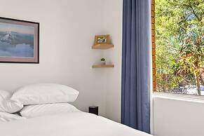 Beautifully Peaceful 2-bed Apartment