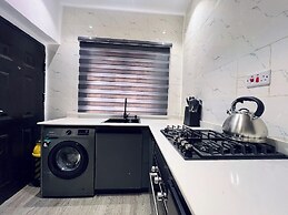 Cantec Apartment