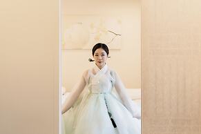 Yul Hotel