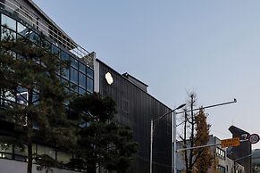 Yul Hotel