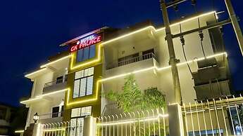 HOTEL GK PALACE