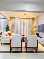 Charm Luxe Homes