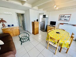 Waterfront Retreat Near the Beach
