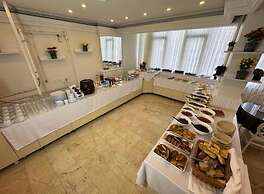 GARDEN LİVA HOTEL