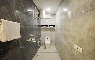 Versace Farms 5 BHK With Pvt Pool