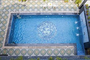 Versace Farms 5 BHK With Pvt Pool