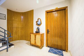 Versace Farms 5 BHK With Pvt Pool
