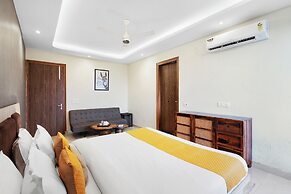 Versace Farms 5 BHK With Pvt Pool