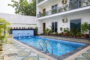 Versace Farms 5 BHK With Pvt Pool