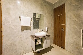 Versace Farms 5 BHK With Pvt Pool
