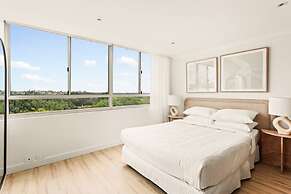 Chic Studio With a Pool and Moments From Shop