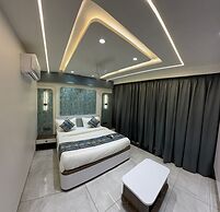 Hotel Vallabh Sky