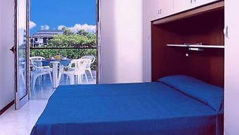 Comfortable Flat With Terrace-beahost