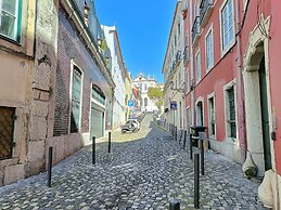 Chic Lisbon Duplex Tram Views Local Vibes