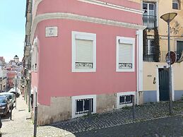 Chic Lisbon Duplex Tram Views Local Vibes