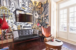 Artistic Alfama 4BR Cathedral Views Tram 28