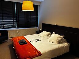 Studio met ensuite badkamer - WiFi en TV