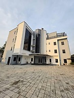 IVOTEL LUXURY HOTEL
