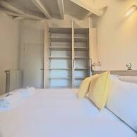 Modern Flat 2 Near the Swiss Border in Viggiù