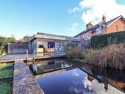 Bredy Cottages