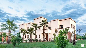 Dar Lazrek Villa & Guest House