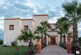 Dar Lazrek Villa & Guest House