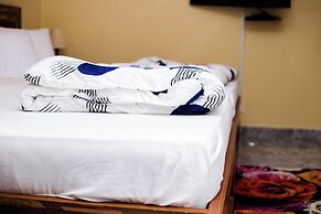 De GraceManuel Terrace