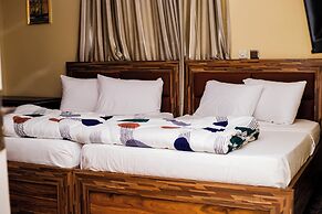 De GraceManuel Terrace