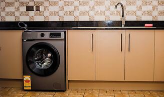 De GraceManuel Terrace