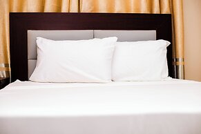 De GraceManuel Terrace