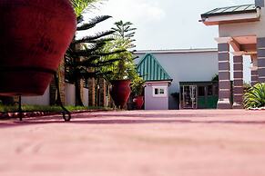 De GraceManuel Terrace