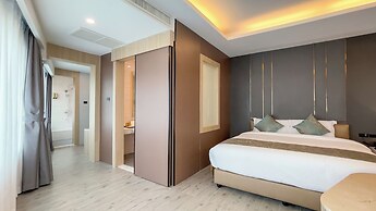 Enrich Grand Hotel