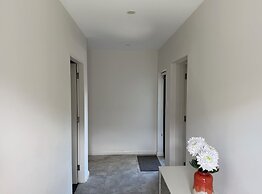 Manly 3 Bedroom Home - Upper Duplex