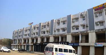 Royal Night Guesthouse - Daman