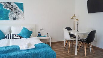 Group Stay Comfortable Multi Apart