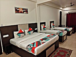 OM SHIVAAY INN