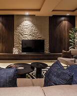 Canon Apartment