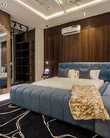 Canon Apartment