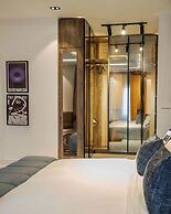 Canon Apartment