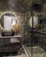 Canon Apartment