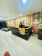 Hotel Paras R Inn
