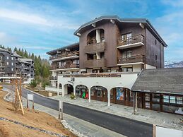 Modern Ski Apartment for 4 in Morillon
