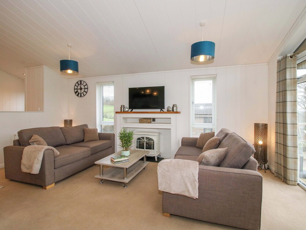 The Hedgerows - Hillview Lodges