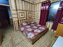 Royal Parshar Lake Home Stay