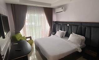 Tazu Luxury Hotel and Suites