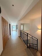 4BR Town House Cantonments. Pool. Garden
