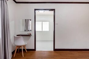 GRETA VILLA  Nakluea18