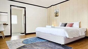 GRETA VILLA  Nakluea18