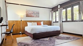 GRETA VILLA  Nakluea18