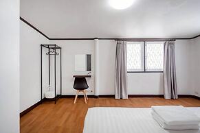 GRETA VILLA  Nakluea18